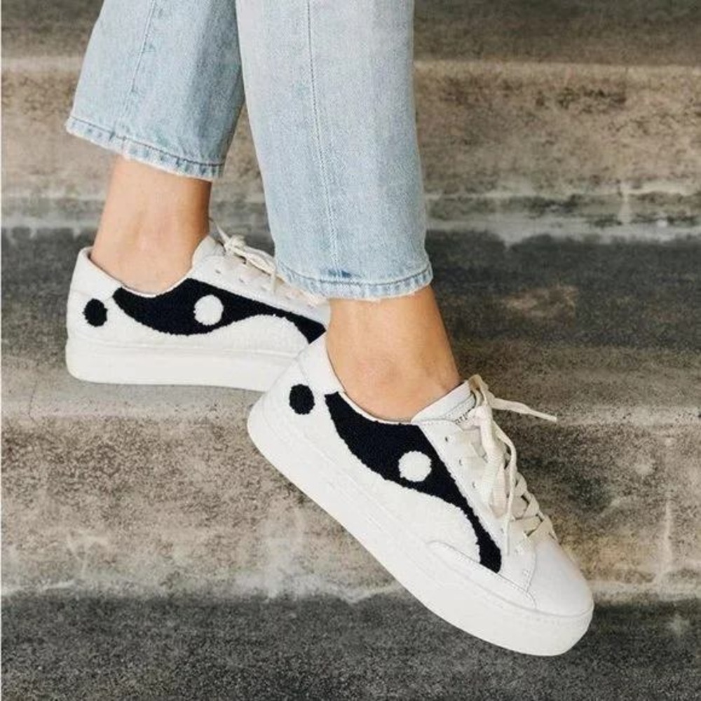 Soludos ANTHRO Yin Yang Leather Platform Sneakers White Black Womens 6 36.5 EU